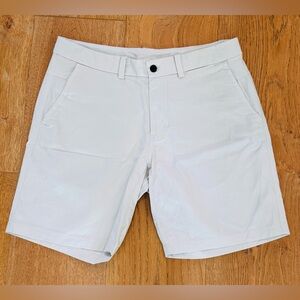 Lululemon Men’s Commission Golf Short 10" Off White Classic Fit. Size 36.